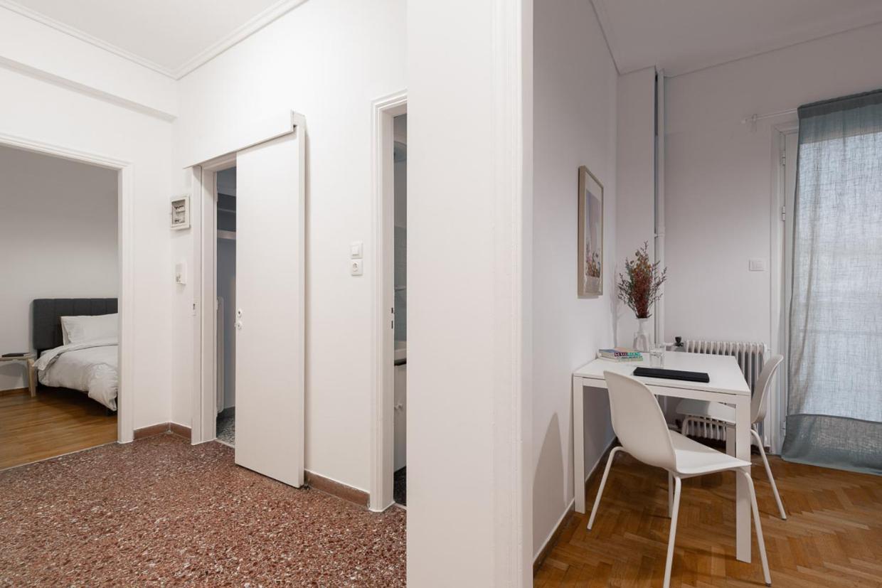 Comfort Aparment In Exarcheia Athens Ngoại thất bức ảnh