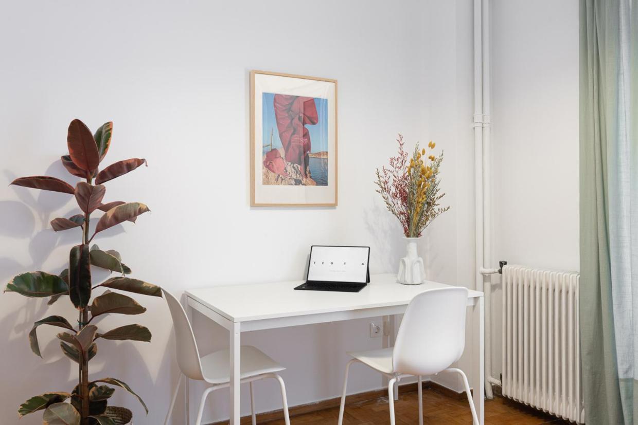 Comfort Aparment In Exarcheia Athens Ngoại thất bức ảnh